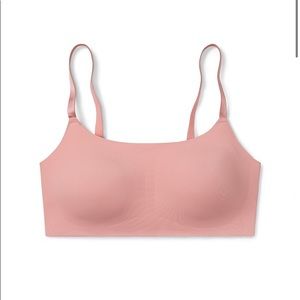 2/$40💕 True Body Scoop Neck Adjustable Strap Bra